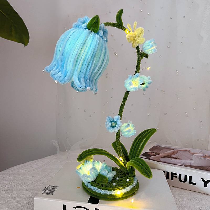 🌸💡DIY комплект от шенилни пръчици – лампа с момина сълза, настолна декоративна лампа